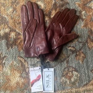 Fownes UltraNaturals Silk Lined Leather Water Resistant Gloves, Size 7